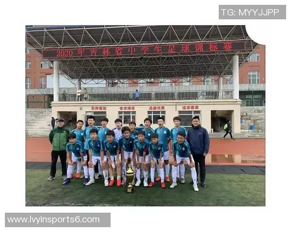 北京理工足球队奋勇拼搏展现青春风采助力校园文化建设与团队精神提升